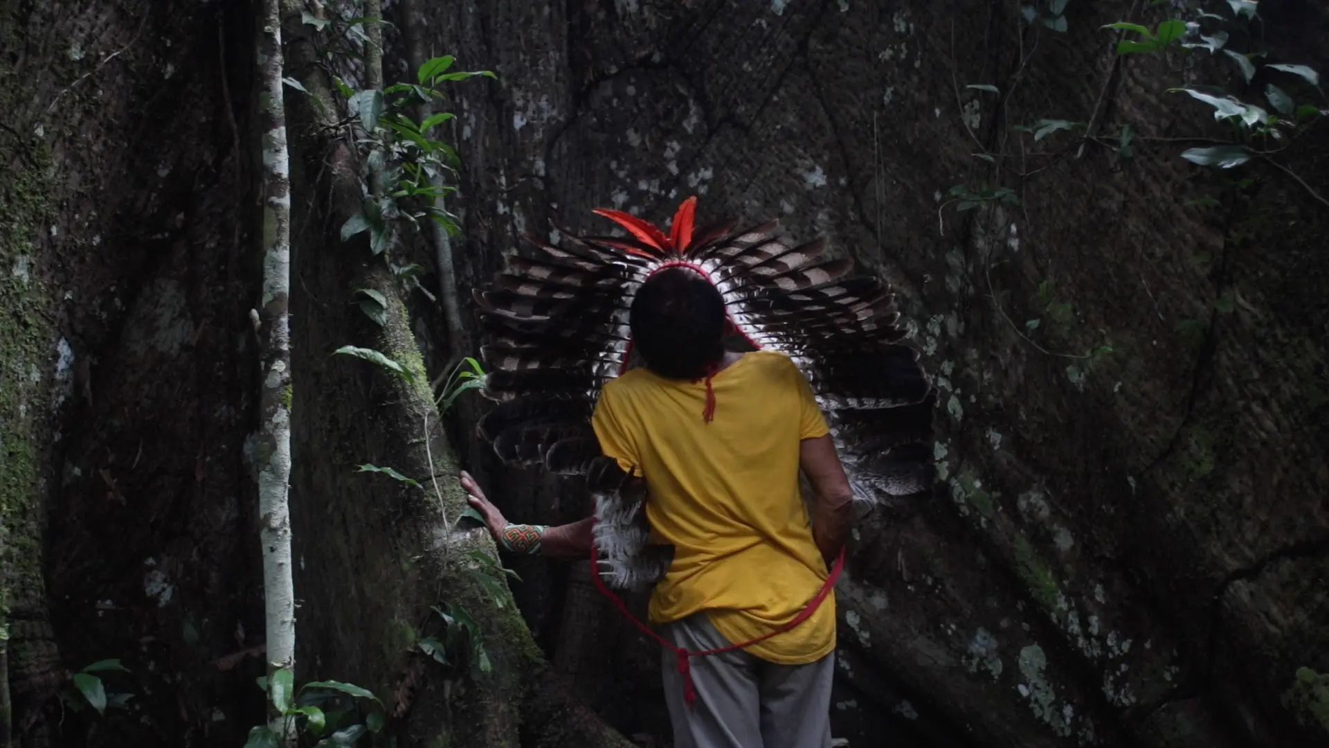 Huni Kuin Indigenous People in the Amazon - image from Yupumá